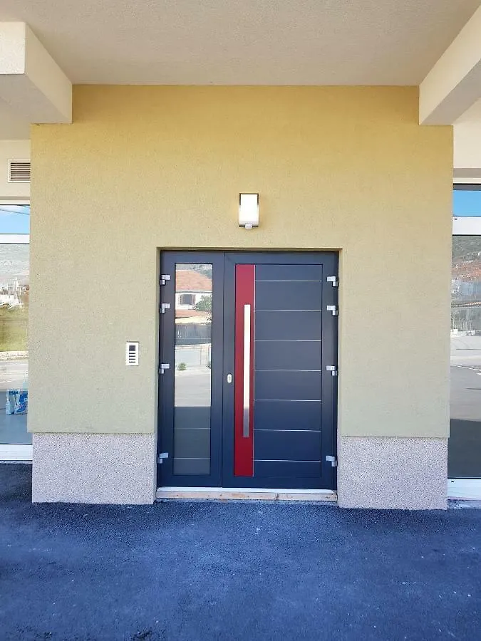 Guest house Apartmani Marella Seget Donji Croatia