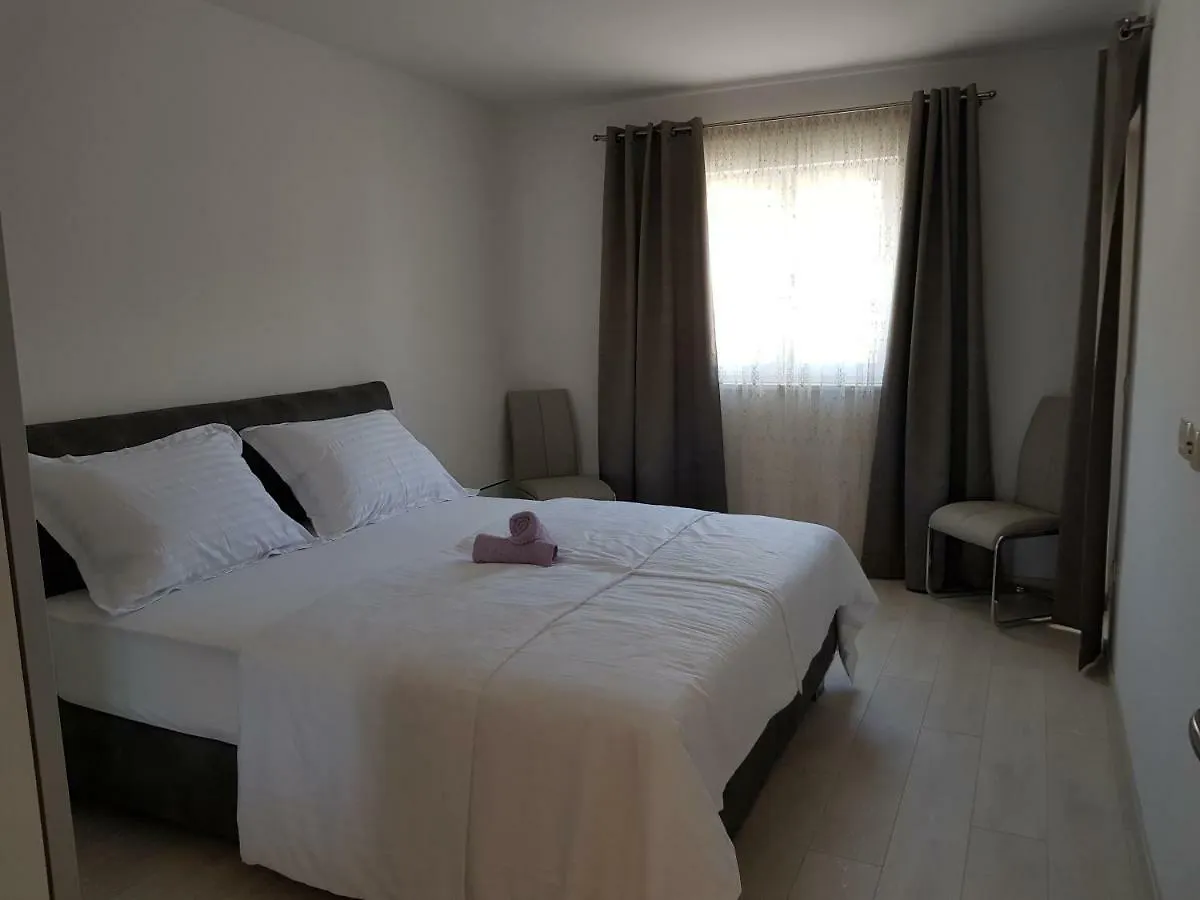 Apartmani Marella Seget Donji 0*,