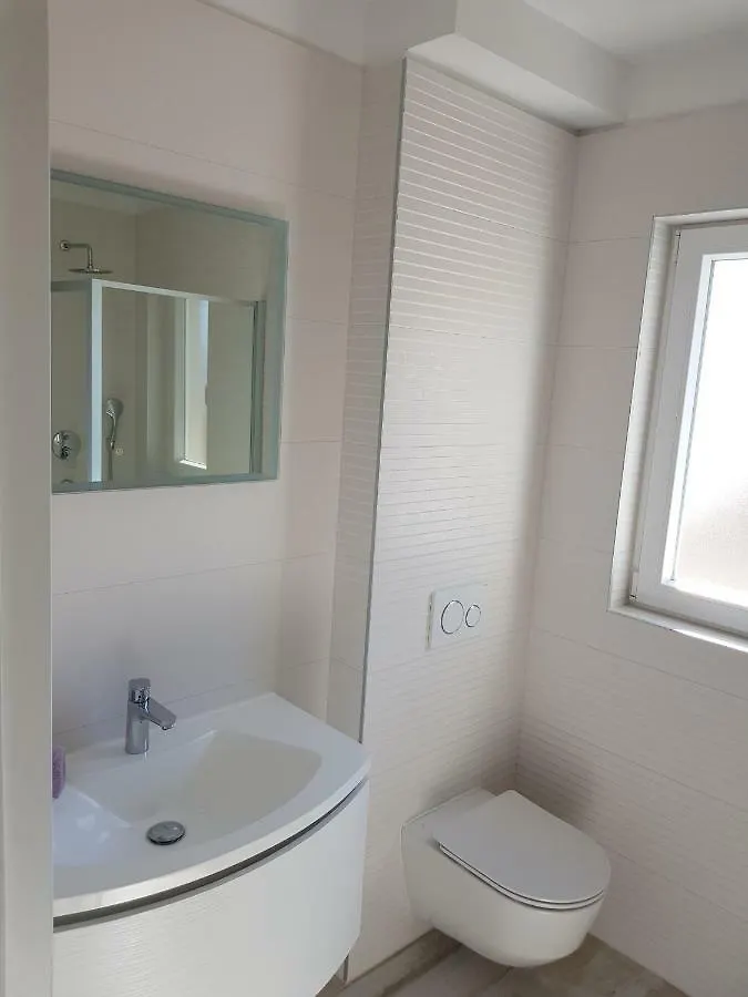 Apartmani Marella Seget Donji Guest house